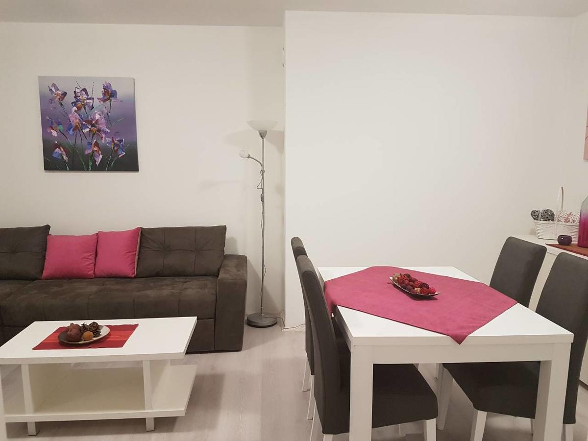 Apartment Gea 18 Novi Sad Exterior photo