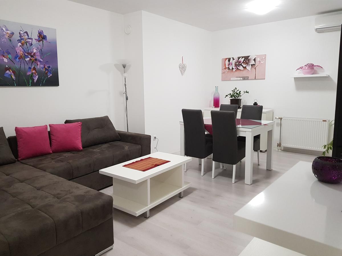 Apartment Gea 18 Novi Sad Exterior photo